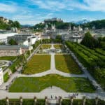 Blick vom Mirabellgarten auf die Festung Hohensalzburg